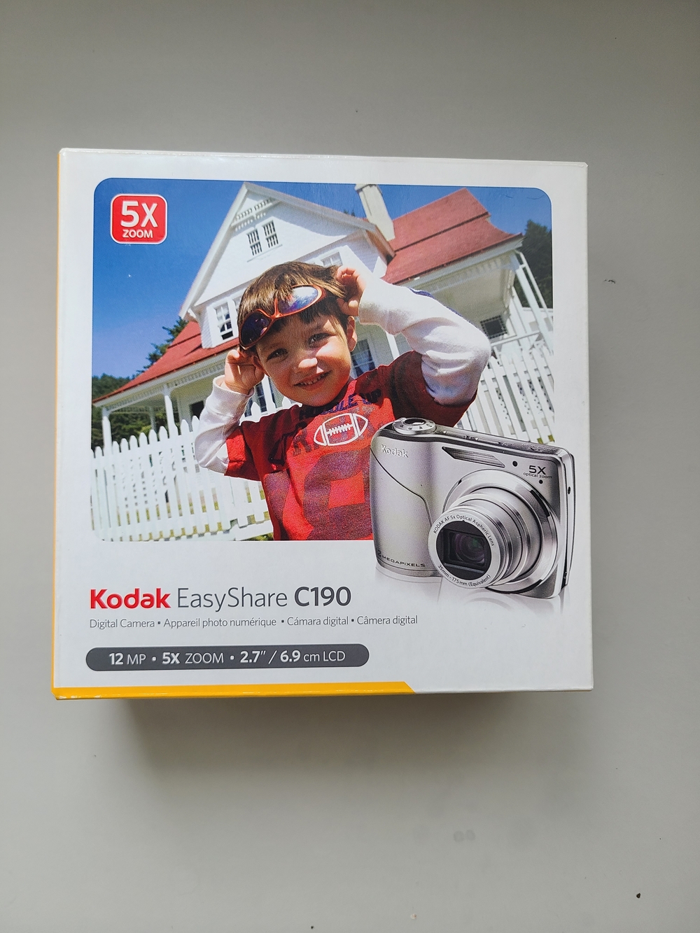 Kodak EasyShare C190 digital Camera  New In Box